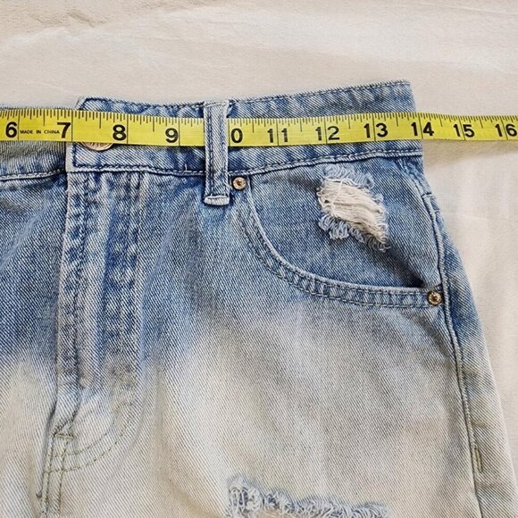 Forever 21 Women's Distressed Ombre Rip Denim Mini Skirt, sz 25 - Picture 4 of 8